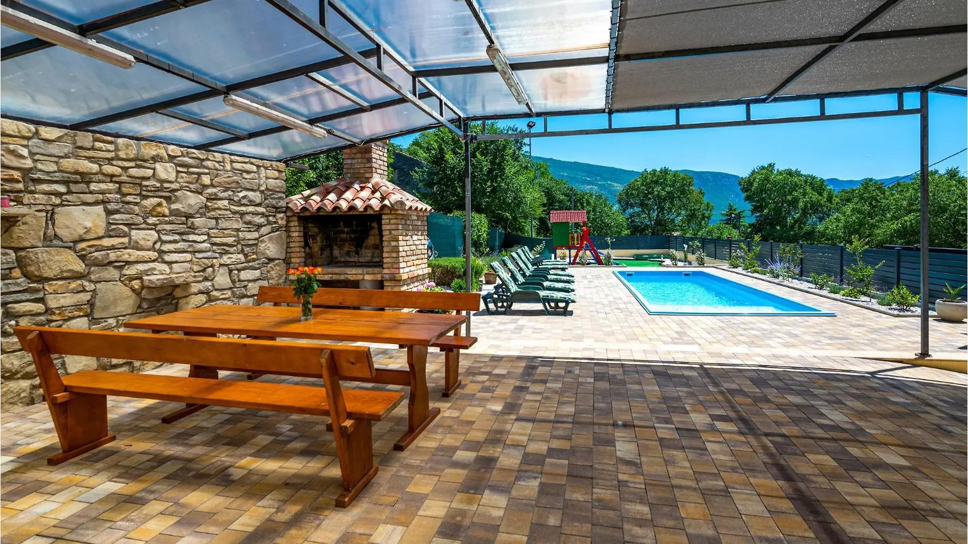 Lovely Home In Susnjevica With Kitchen 0*,